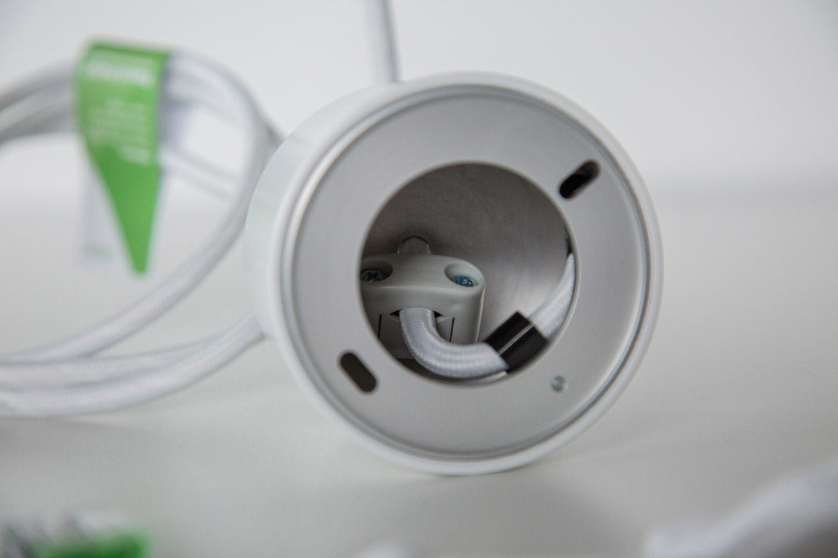 LED Pendulum Slim RGBW Tree Weiß