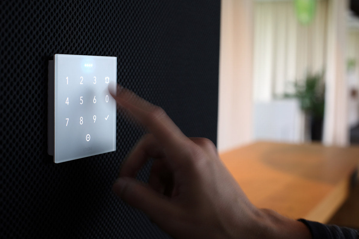 NFC Code Touch Tree Signalweiß